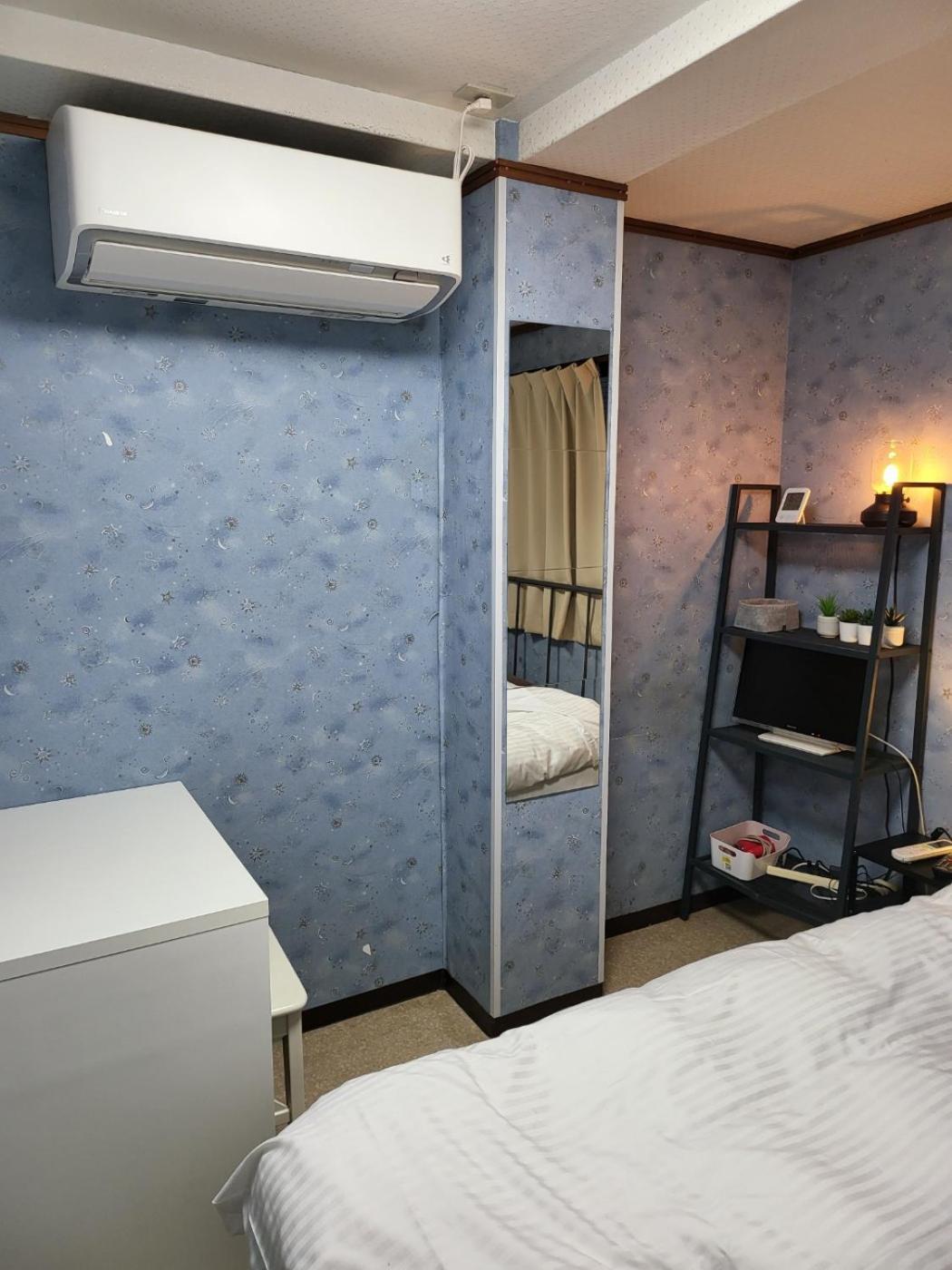 Holiday Anytel Shinjuku Токио Экстерьер фото