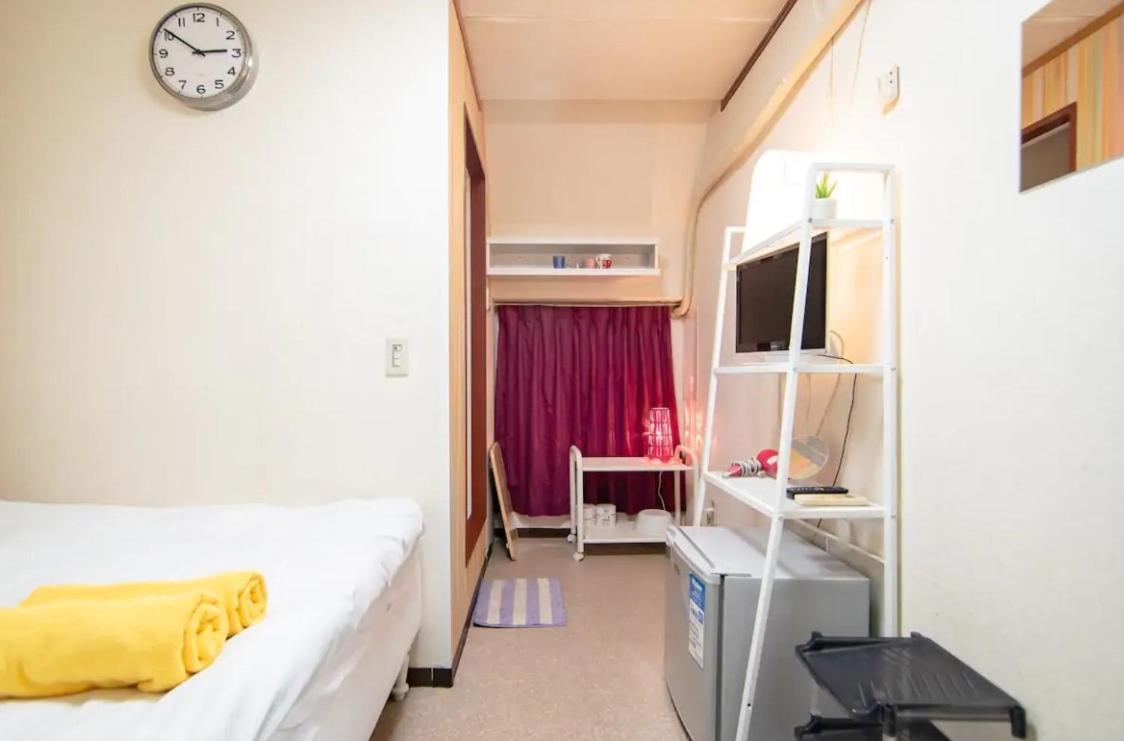 Holiday Anytel Shinjuku Токио Экстерьер фото