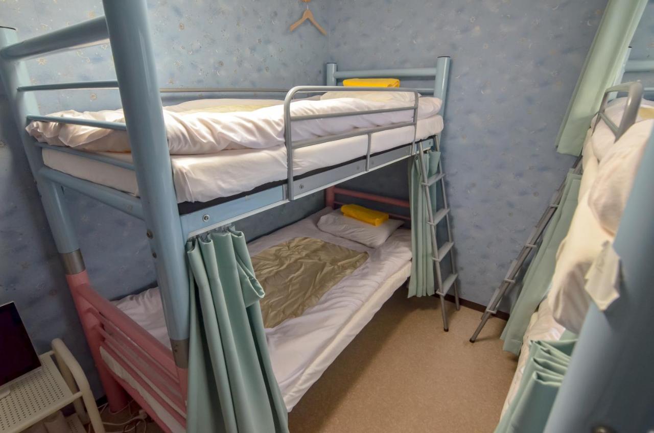 Holiday Anytel Shinjuku Токио Экстерьер фото