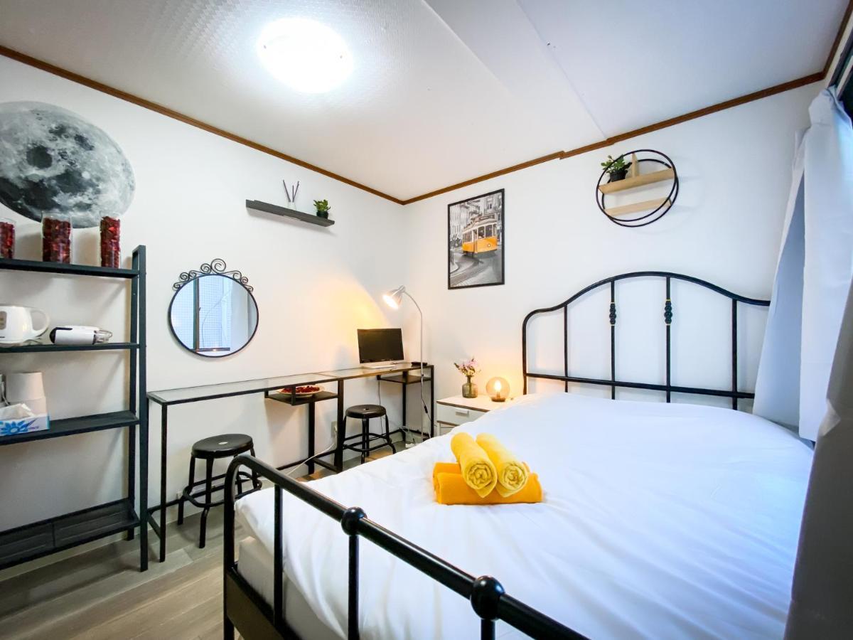 Holiday Anytel Shinjuku Токио Экстерьер фото