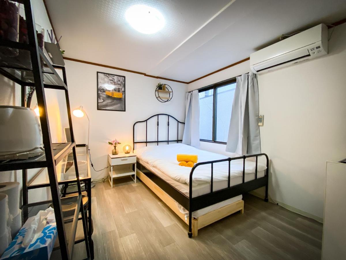 Holiday Anytel Shinjuku Токио Экстерьер фото