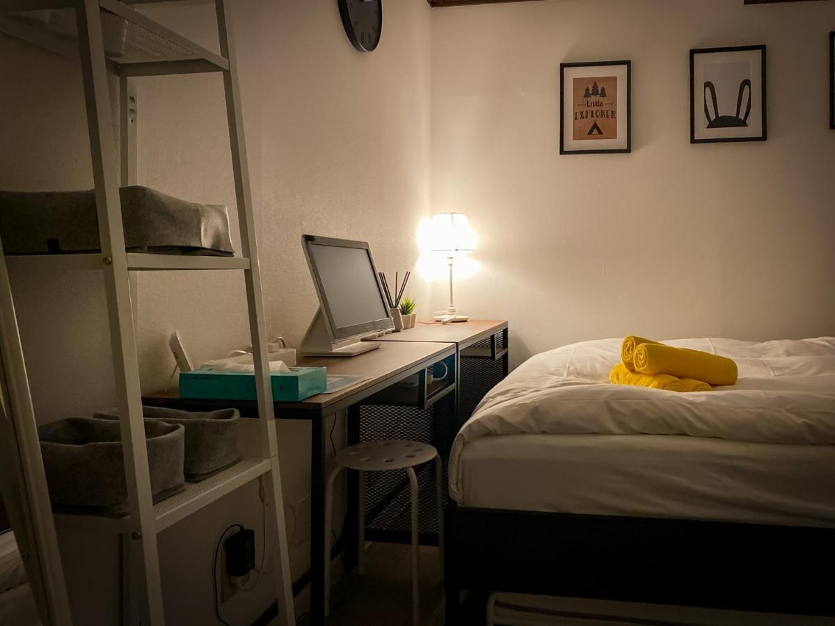 Holiday Anytel Shinjuku Токио Экстерьер фото