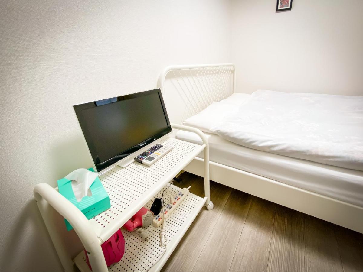 Holiday Anytel Shinjuku Токио Экстерьер фото